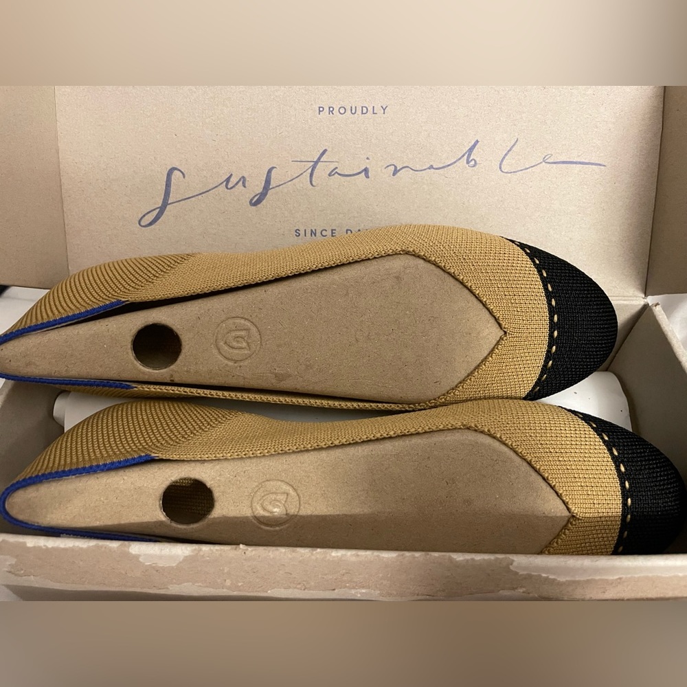 Rothy’s The Flat Camel Captoe size 7